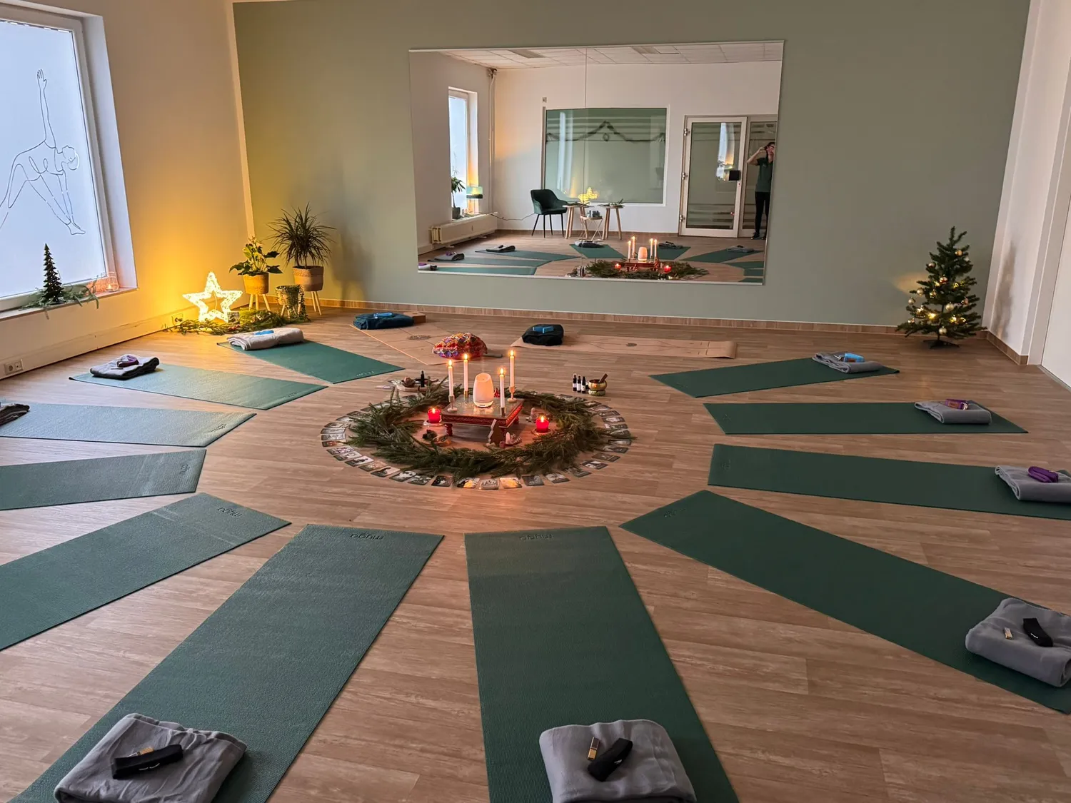 Physio - Massage - Temple by Melanie Schulze -Yogamatten